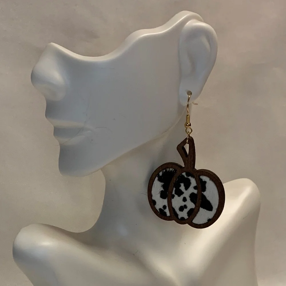 NWT! Stylish Wood Pumpkin with Textured Animal Print Fabric! Black & White Cow!